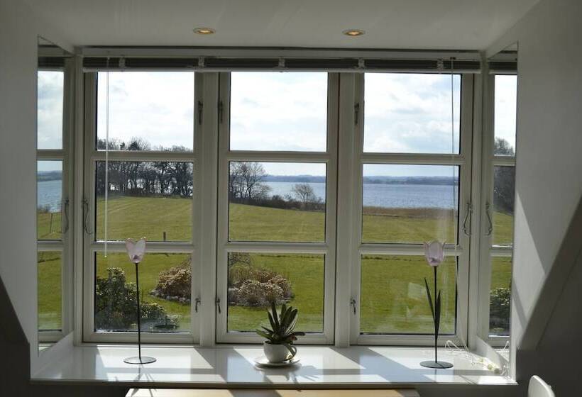 Jungshoved Præstegård B&b