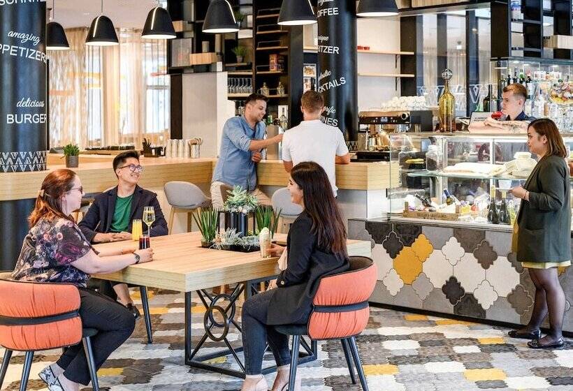 Fotos del hotel Novotel Wien Hauptbahnhof:  2