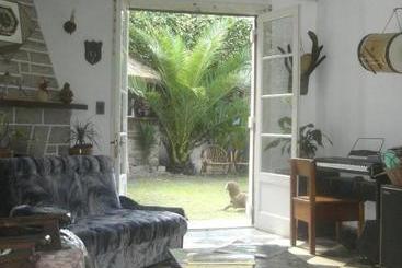 Puerto Nómade Hostel Internacional