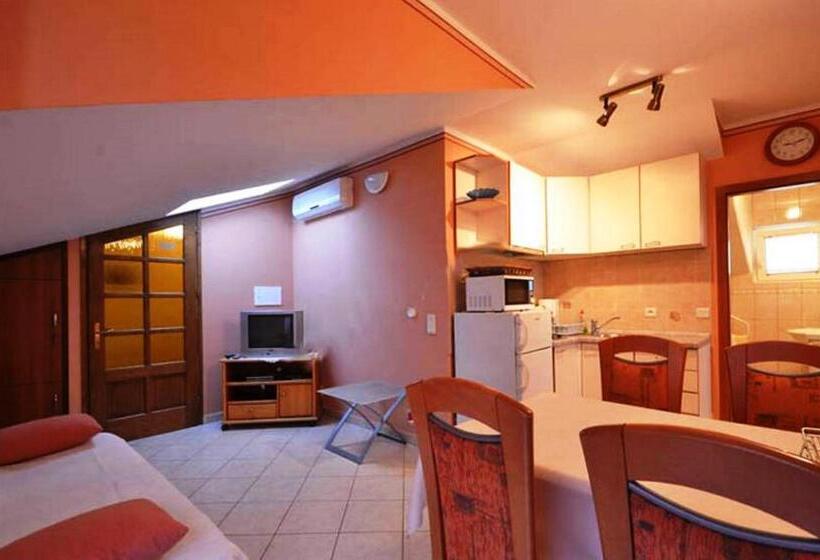 مبيت وإفطار Villa Daniela