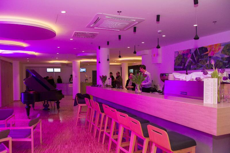 Fotos del hotel Academia:  6