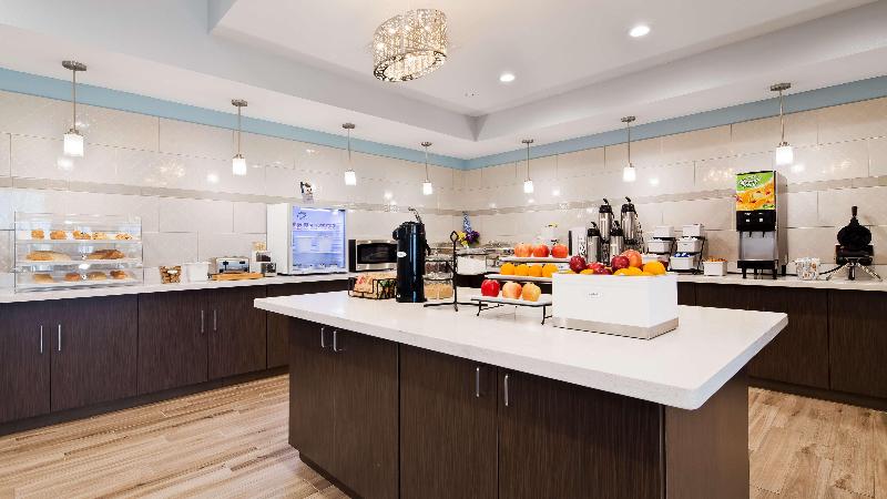 هتل Best Western Plus Buda Austin Inn & Suites