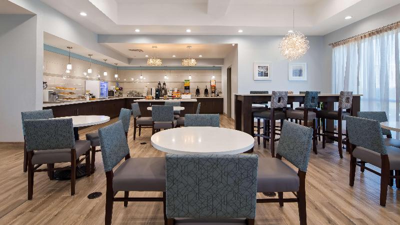 هتل Best Western Plus Buda Austin Inn & Suites