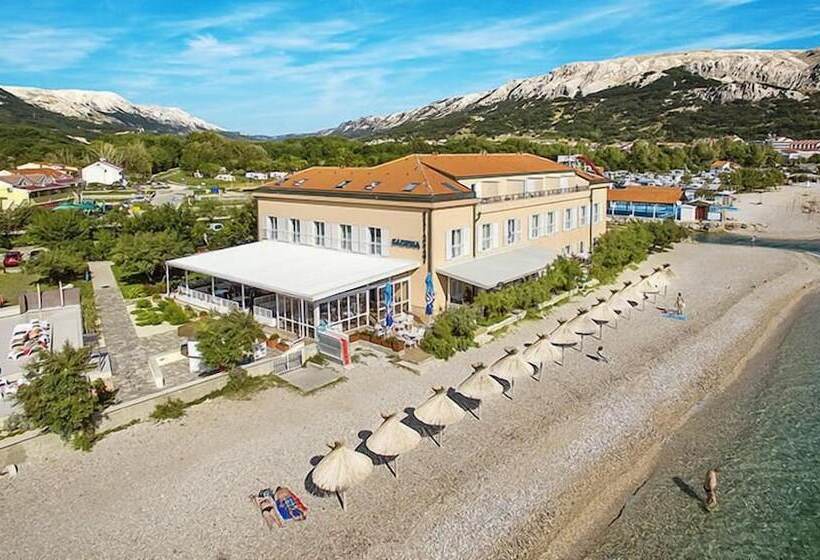 בית מלון כפרי Dobrovit