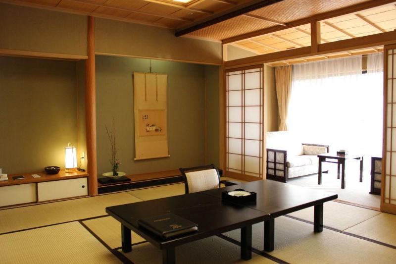 Отель Dogo Onsen Funaya