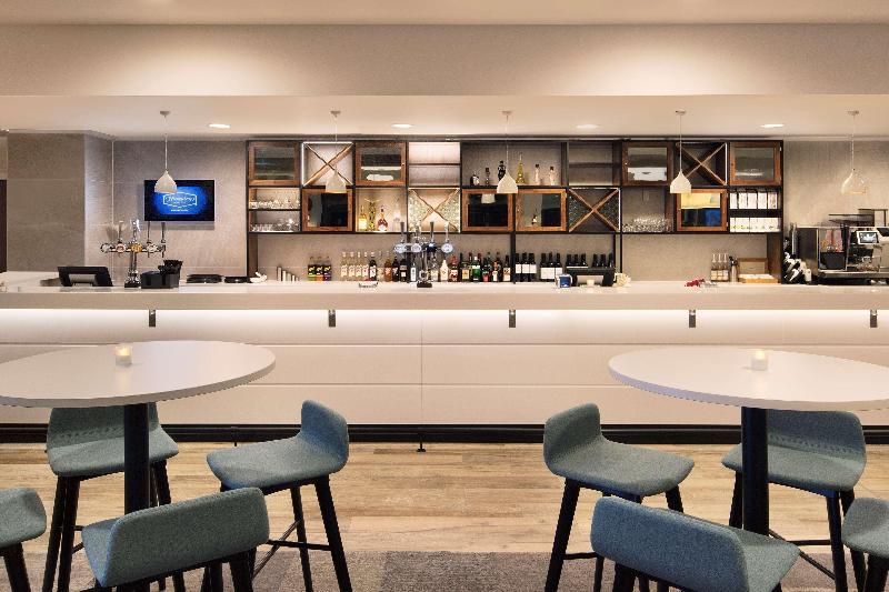 هتل Hampton By Hilton London Stansted Airport
