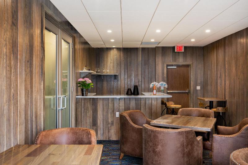 Отель Holiday Inn Express & Suites Prosser Yakima Valley Wine, An Ihg