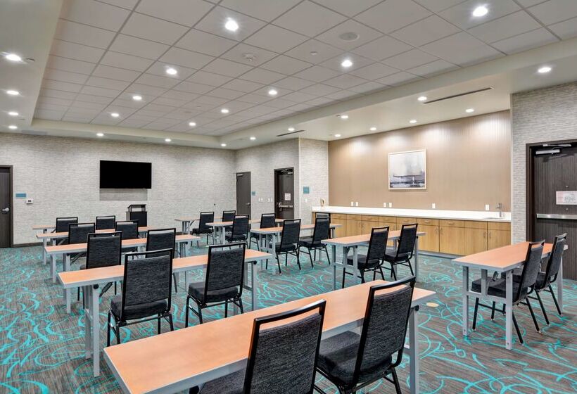 ホテル Home2 Suites By Hilton Okc Midwest City Tinker Afb