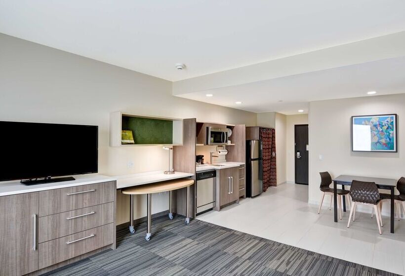 ホテル Home2 Suites By Hilton Okc Midwest City Tinker Afb