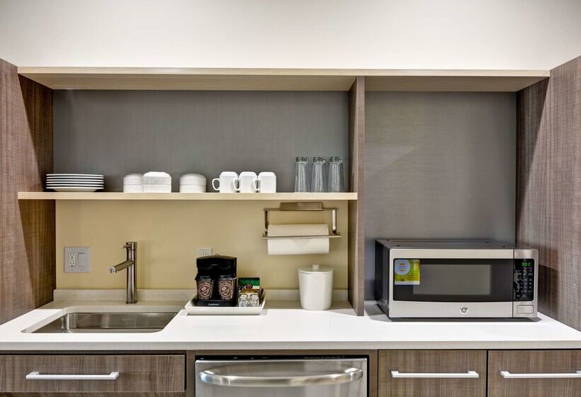 ホテル Home2 Suites By Hilton Okc Midwest City Tinker Afb