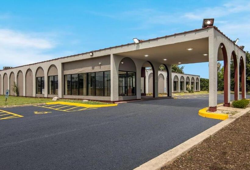 ホテル Red Roof Inn And Conference Center Chicago   N Aurora Naperville