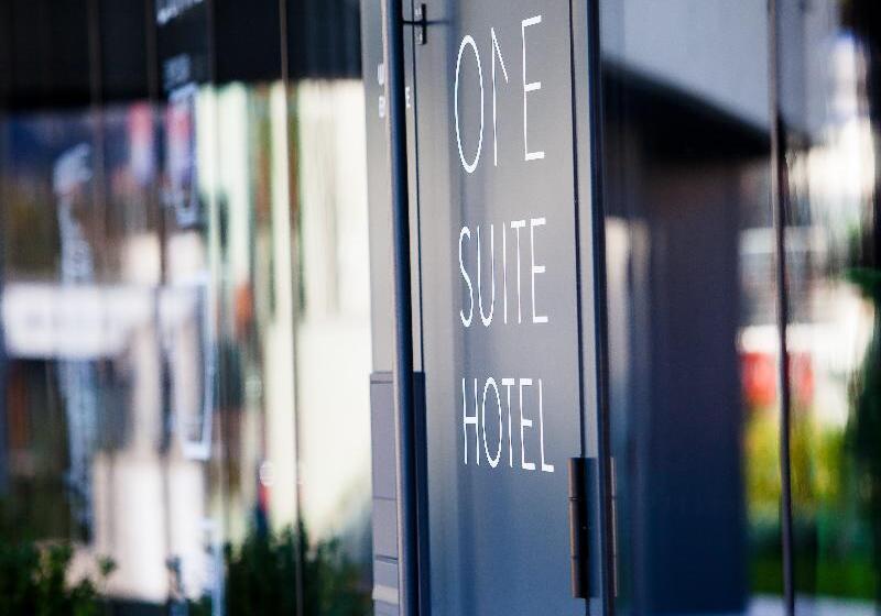 هتل One Suite
