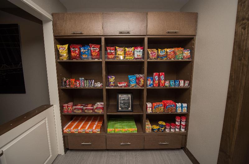 هتل Staybridge Suites Houston   Humble Beltway 8 E, An Ihg