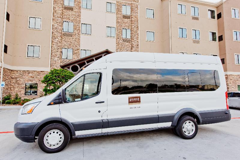 هتل Staybridge Suites Houston   Humble Beltway 8 E, An Ihg