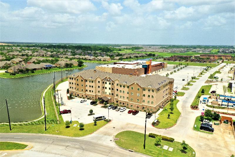 هتل Staybridge Suites Houston   Humble Beltway 8 E, An Ihg