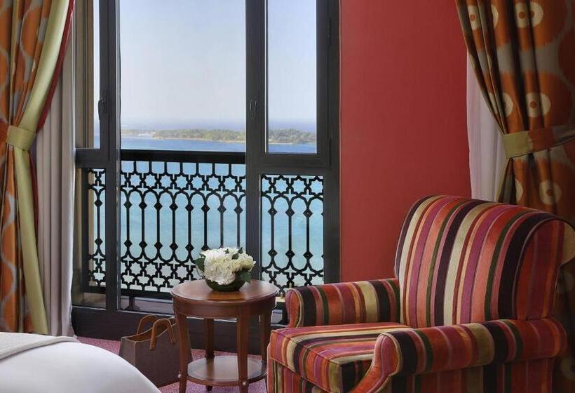 هتل The Ritz Carlton Jeddah