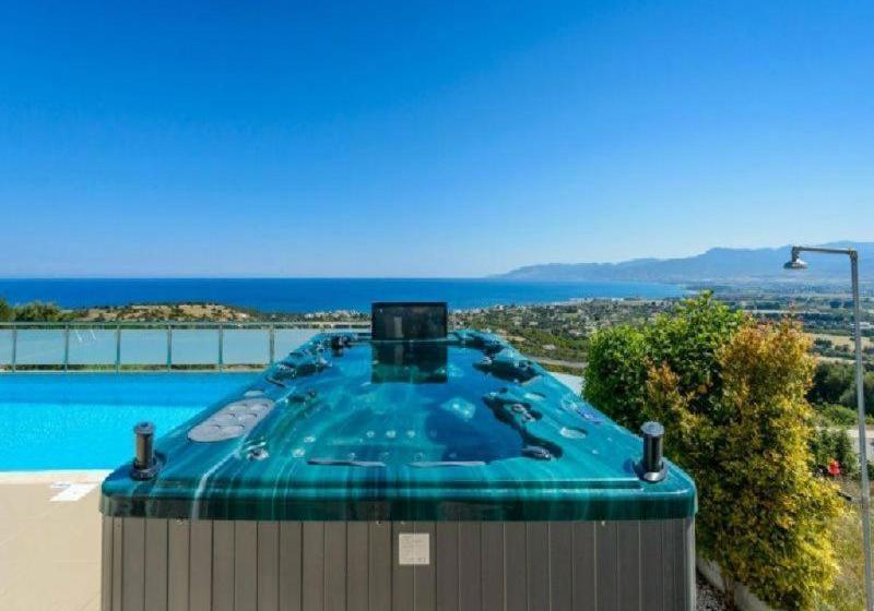 هتل Villa Calypso