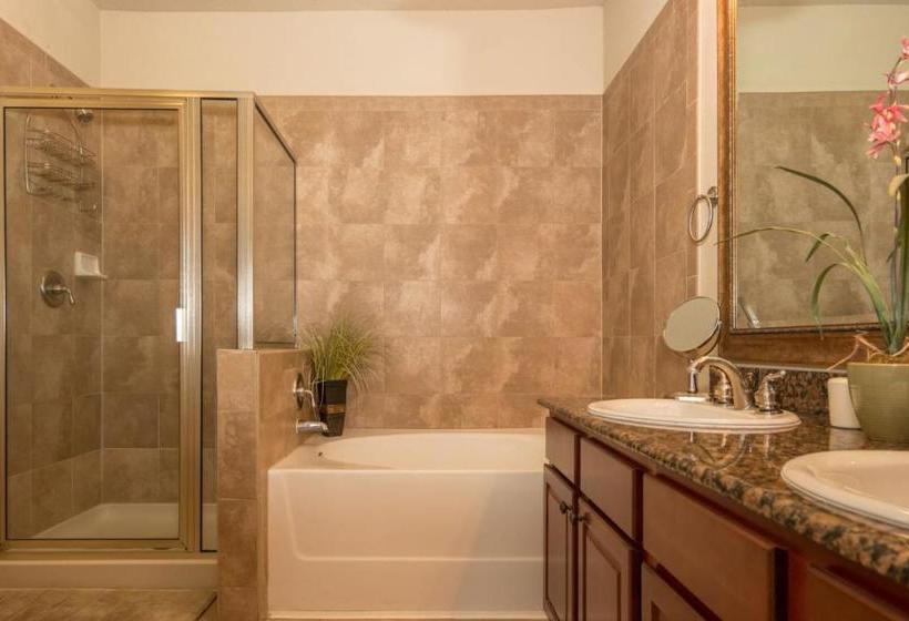 منتجع Community Of Bella Piazza 3 Br Condo By Redawning