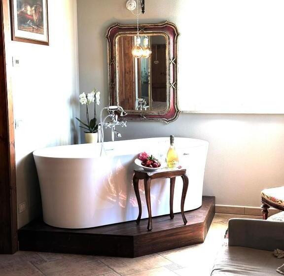 تختخواب و صبحانه Locanda Antico Casale Cesenatico