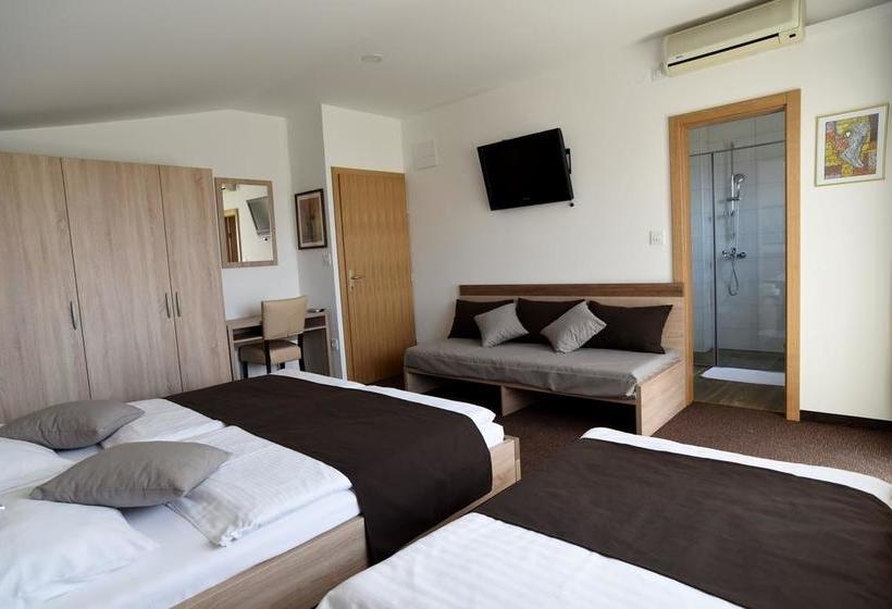住宿加早餐  Rooms Barba Niko Near Zagreb Airport