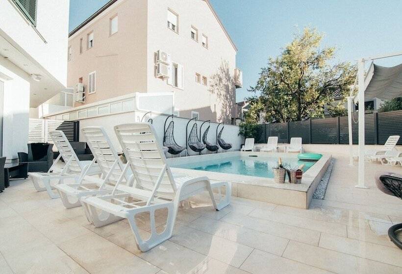 צימר Basilica Hotel By Mercado