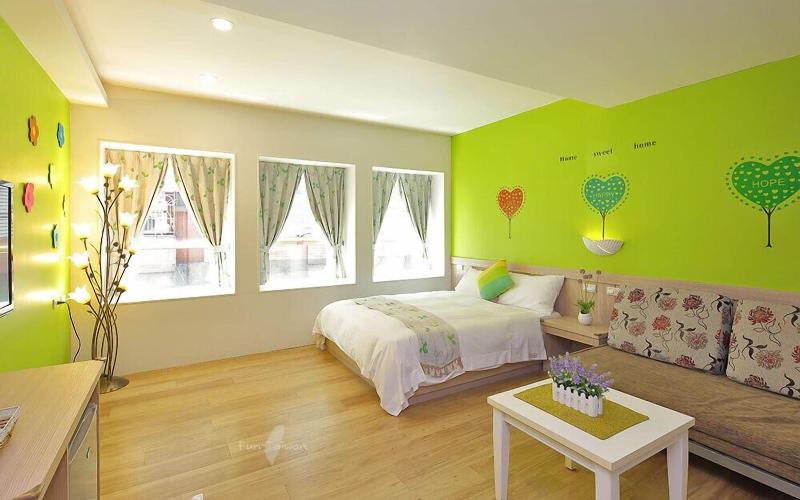 Honey House B&b