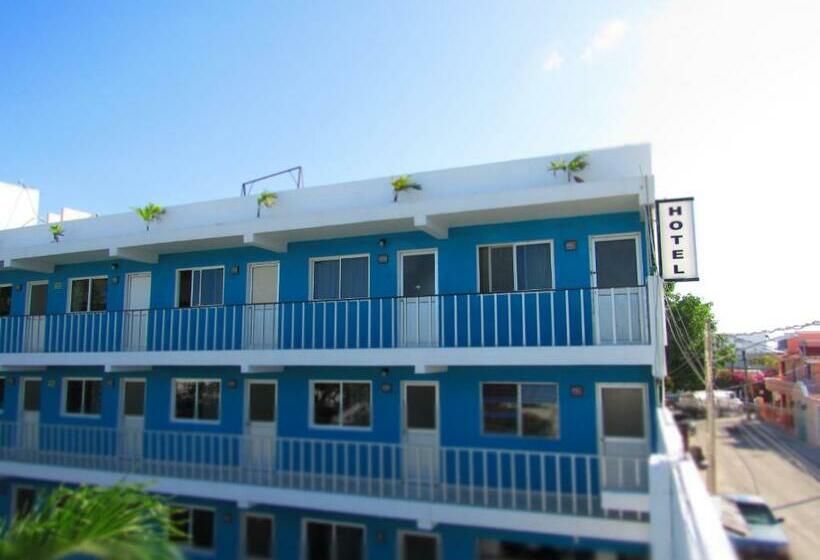هتل Blue Coconut Cancun