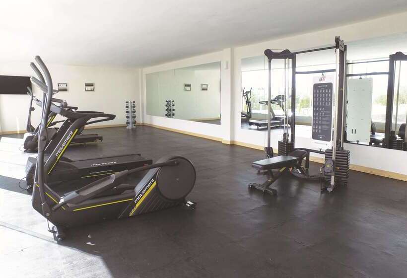 Fotos del hotel La Quinta By Wyndham Monterrey Aeropuerto:  30