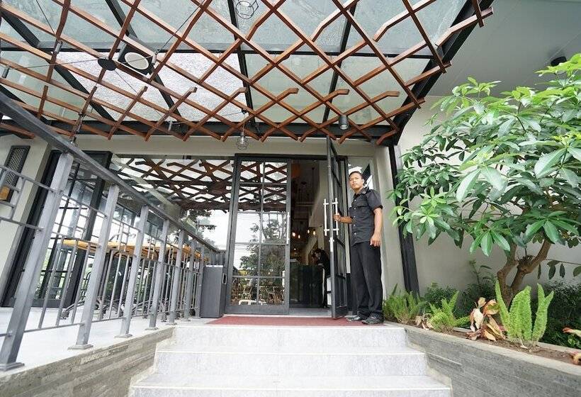 Fotos del hotel Cleo  Jemursari:  11