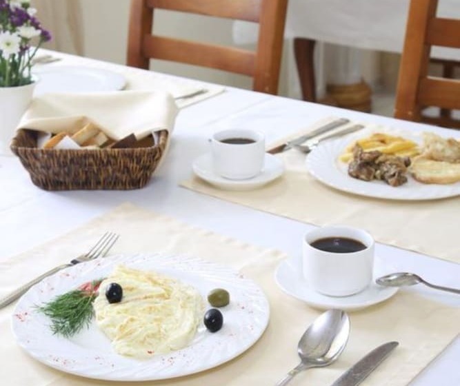 Fotos del hotel Grand Nur:  8