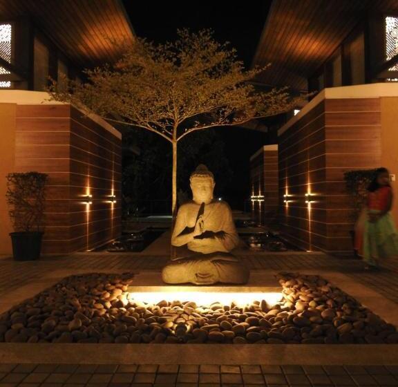 هتل Lago Leisure Resort & Spa