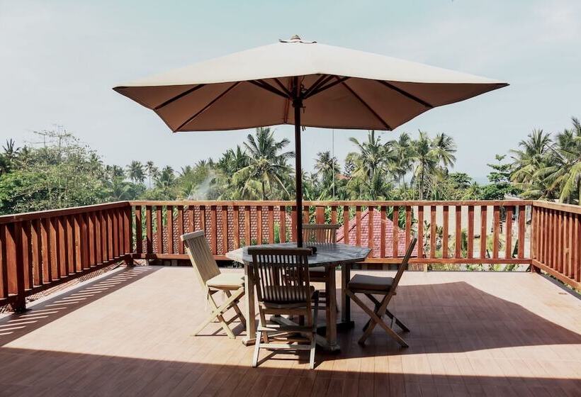 هتل The Point Surfcamp Bali