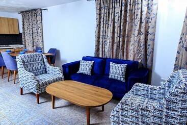 هتل Paradise Suites