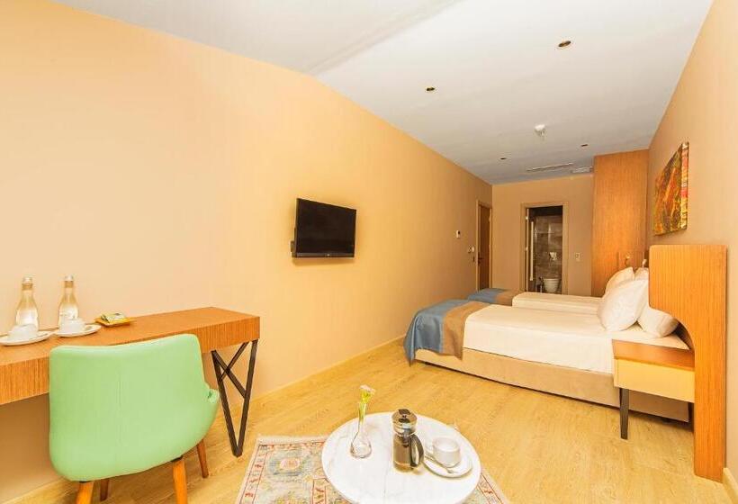 Fotos del hotel Redmont Hotel Nisantasi:  2