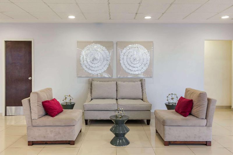 هتل Sleep Inn Tijuana