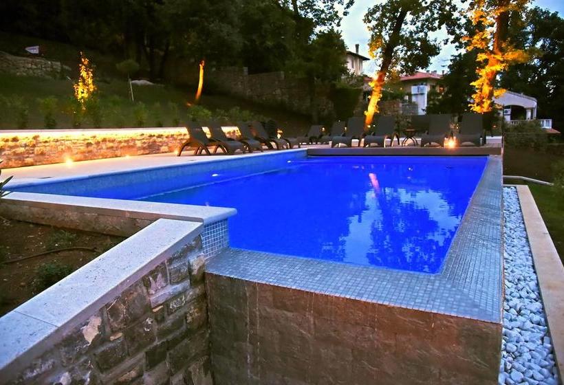 هتل Villa Ariston