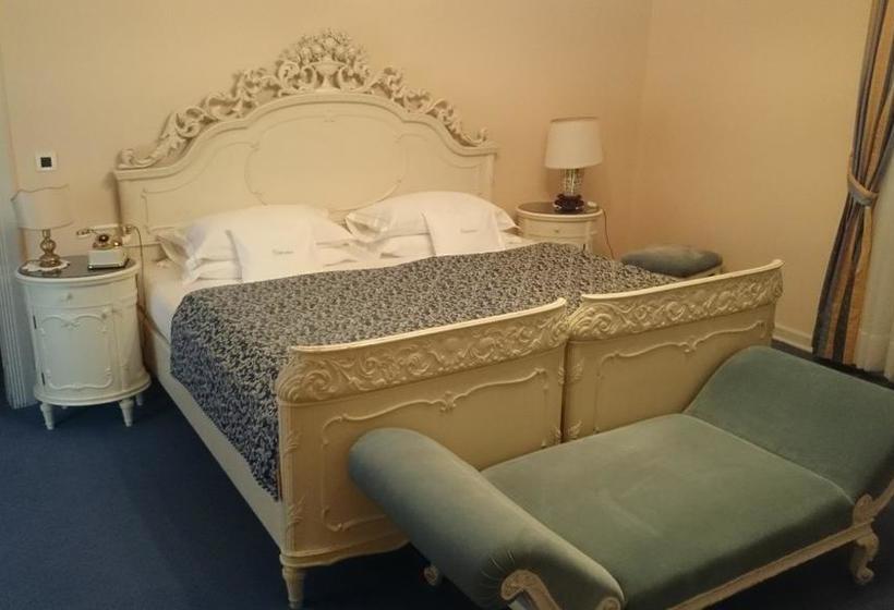 هتل Villa Ariston