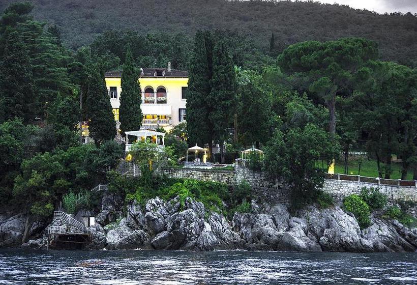 هتل Villa Ariston