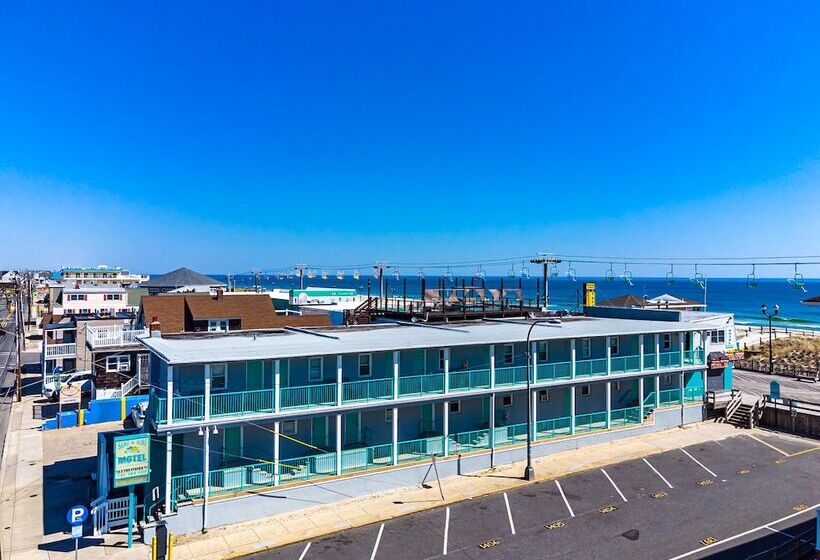 Мотель Boardwalk Sand & Surf Beach Hotel Oceanfront