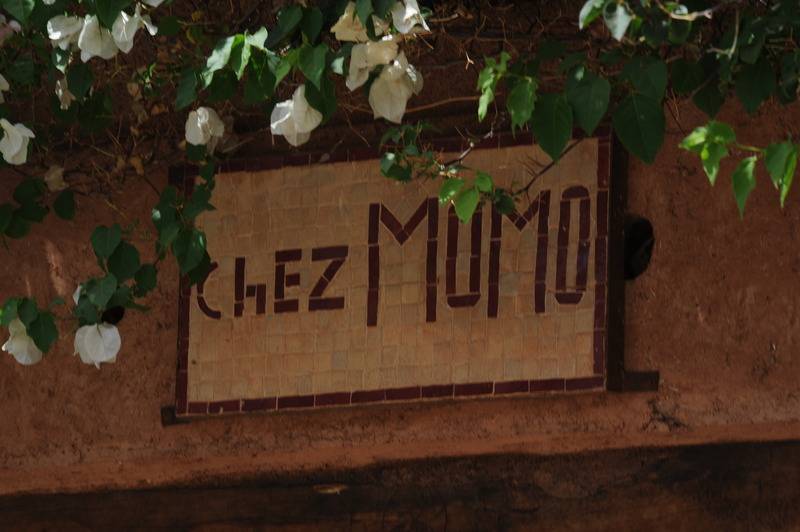 پانسیون Auberge Chez Momo Ii