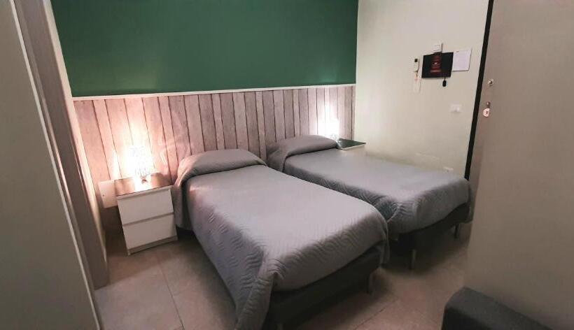 ペンション Guest House Roma Express