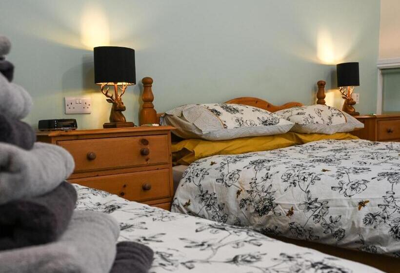 Wydon Farm Bed And Breakfast