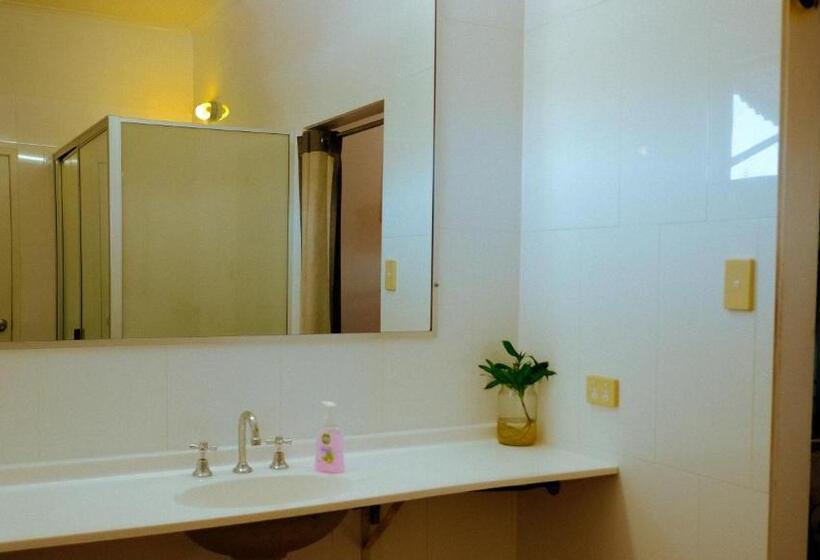 فندق صغير Backpackers At 1770