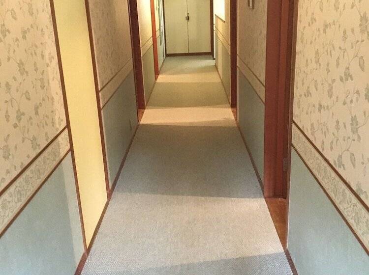 Bed and Breakfast Friendly Inn People
