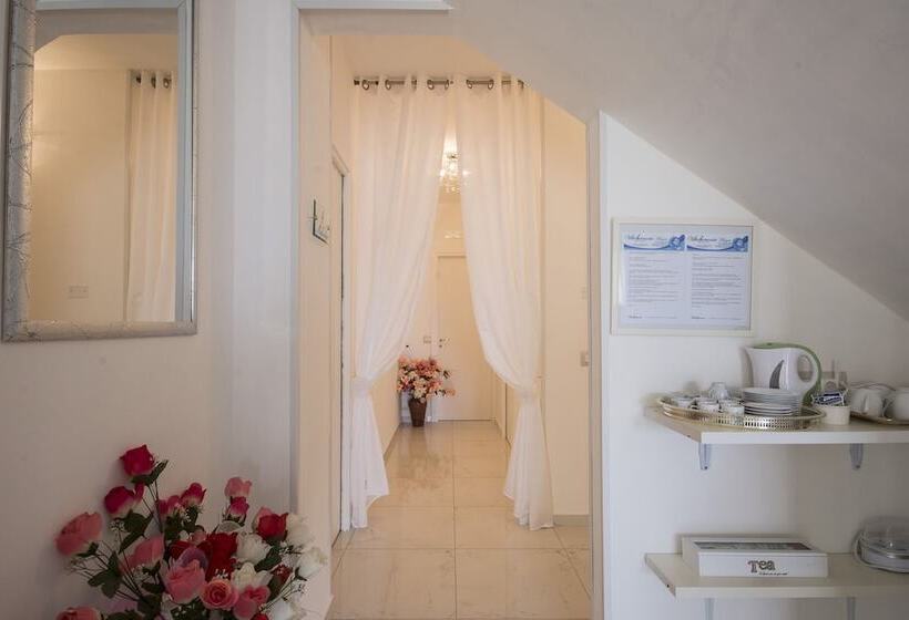 تختخواب و صبحانه Villa Armonia
