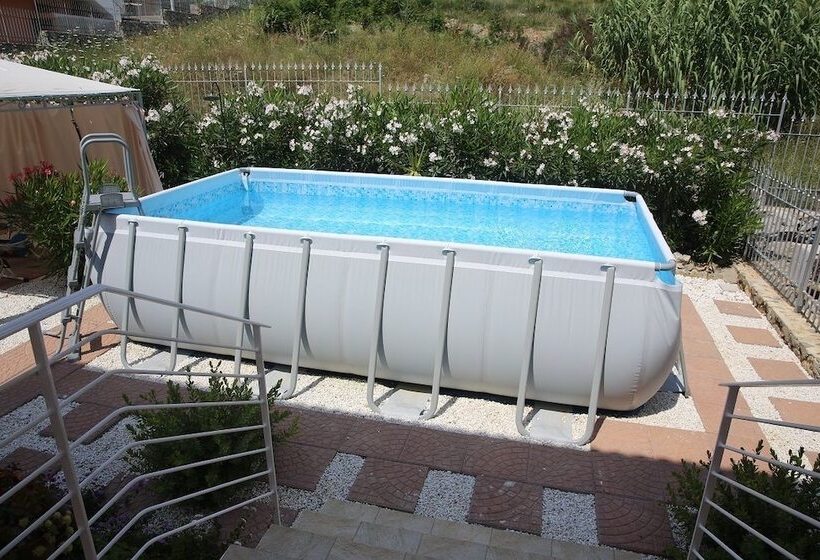 تختخواب و صبحانه Villa Armonia