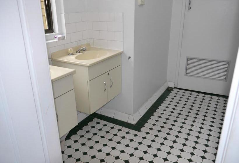 هتل Acacia Inner City Inn