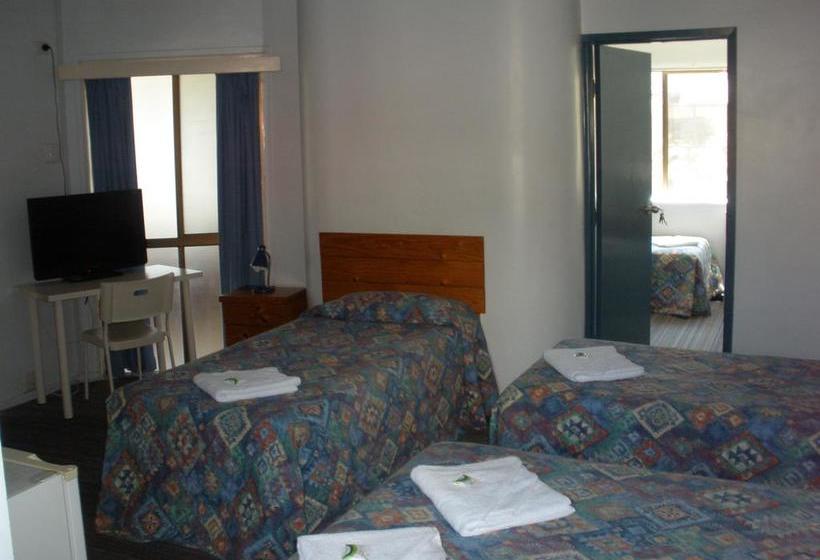 هتل Acacia Inner City Inn