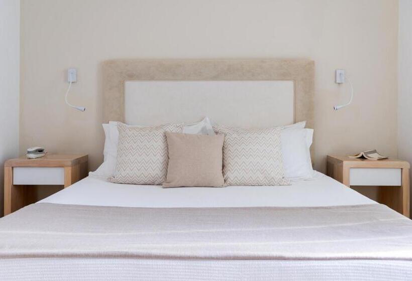 هتل Aella Residence