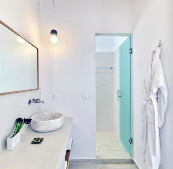 هتل Aella Residence